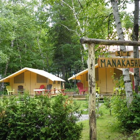 Prêts-à-camper Camping Tadoussac Exterior foto